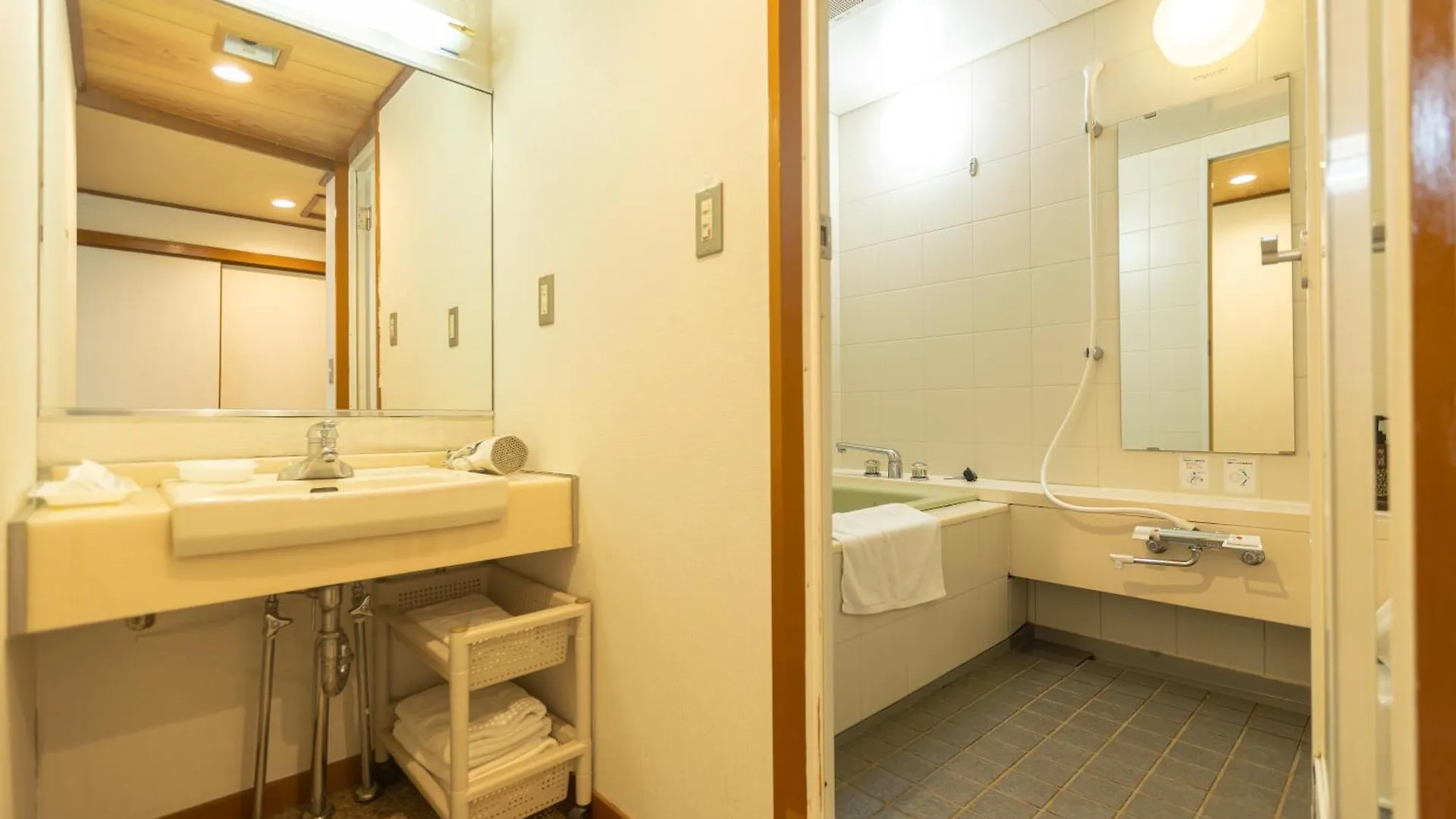 Miro Hotel Dotonbori Osaka 3*,  Japan